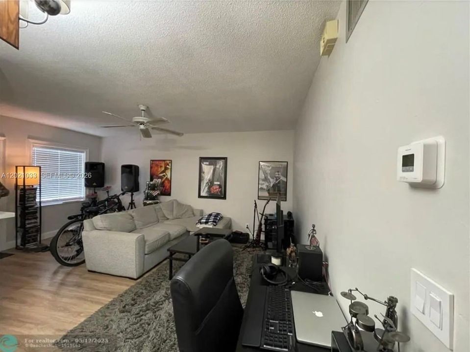 В аренду: $1,550 (1 спален, 1 ванн, 576 Квадратных фут)