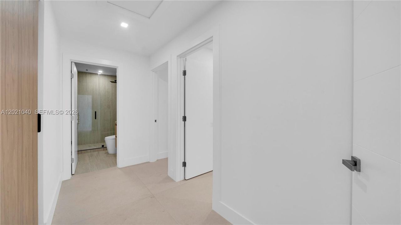 В аренду: $8,000 (3 спален, 2 ванн, 1648 Квадратных фут)