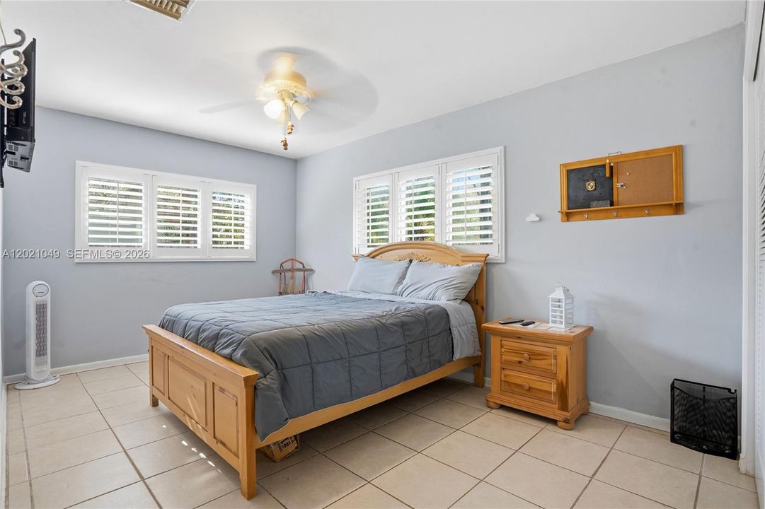 For Sale: $1,250,000 (4 beds, 3 baths, 2313 Square Feet)