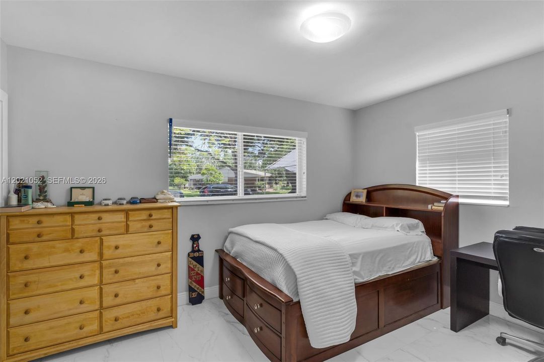 2nd Bedroom