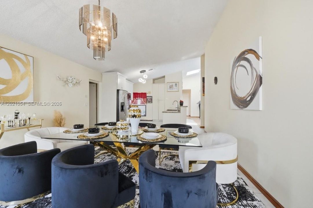 For Sale: $569,000 (3 beds, 2 baths, 1855 Square Feet)