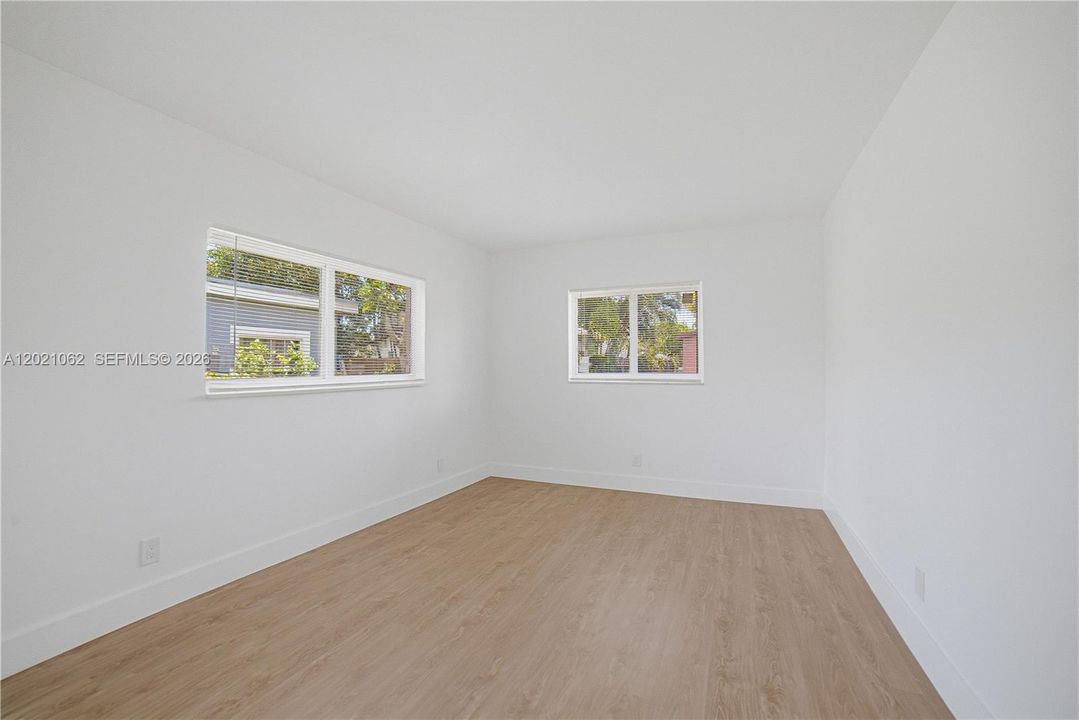 En Venta: $519,900 (4 camas, 2 baños, 1719 Pies cuadrados)