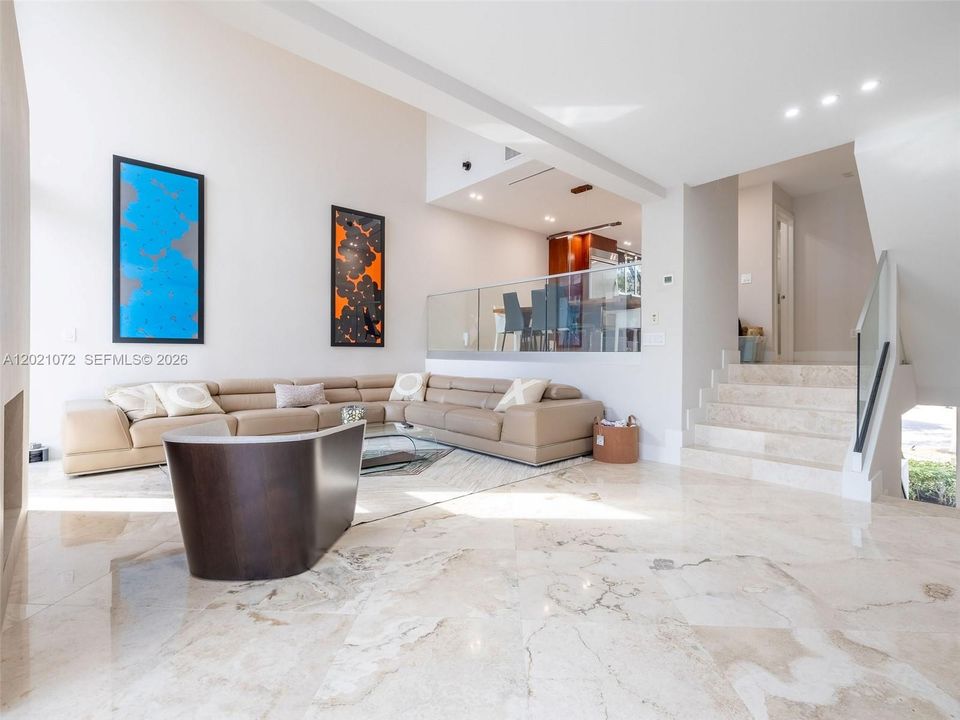 For Sale: $1,999,999 (4 beds, 4 baths, 2203 Square Feet)