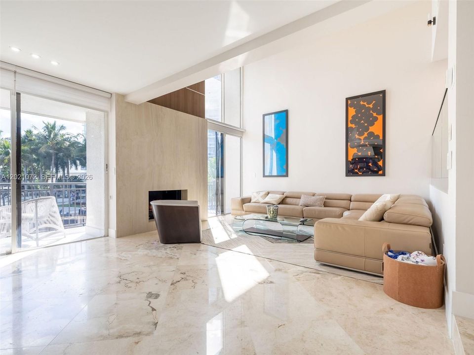 For Sale: $1,999,999 (4 beds, 4 baths, 2203 Square Feet)