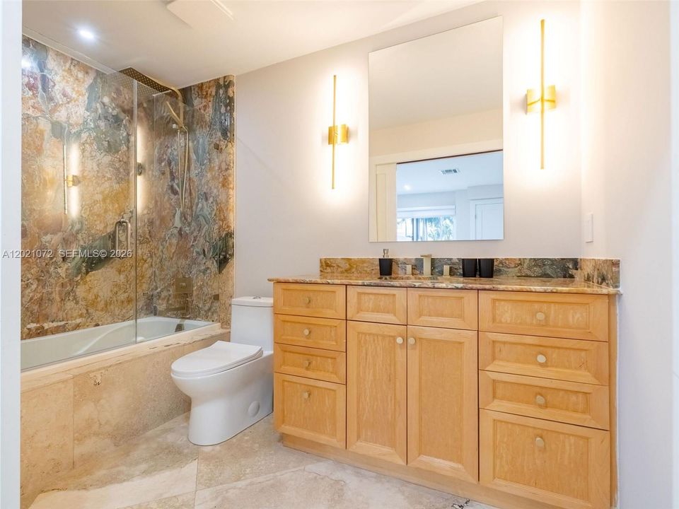 For Sale: $1,999,999 (4 beds, 4 baths, 2203 Square Feet)