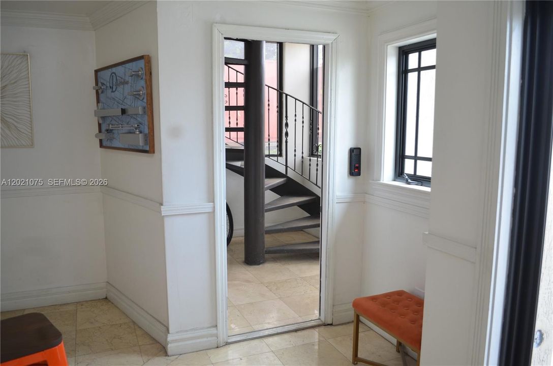 En Renta: $5,950 (0 camas, 0 baños, 0 Pies cuadrados)