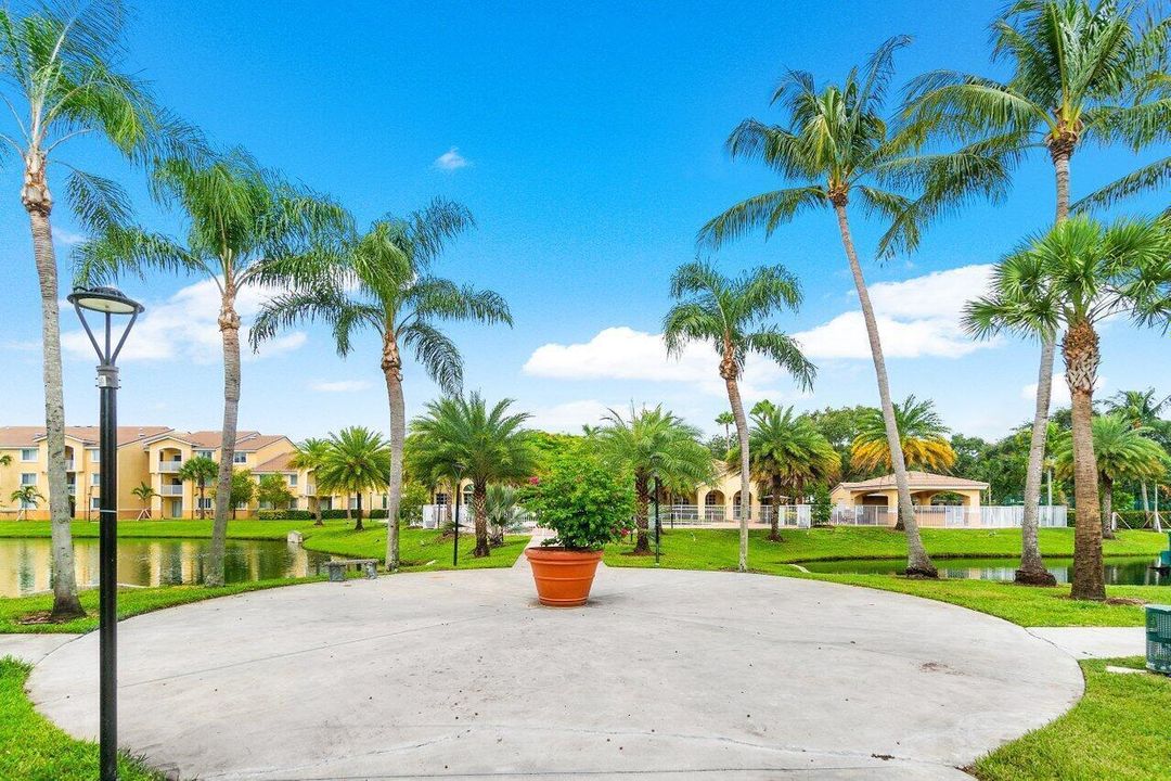 022-2620SouthUniversityDrive-309-Davie-F