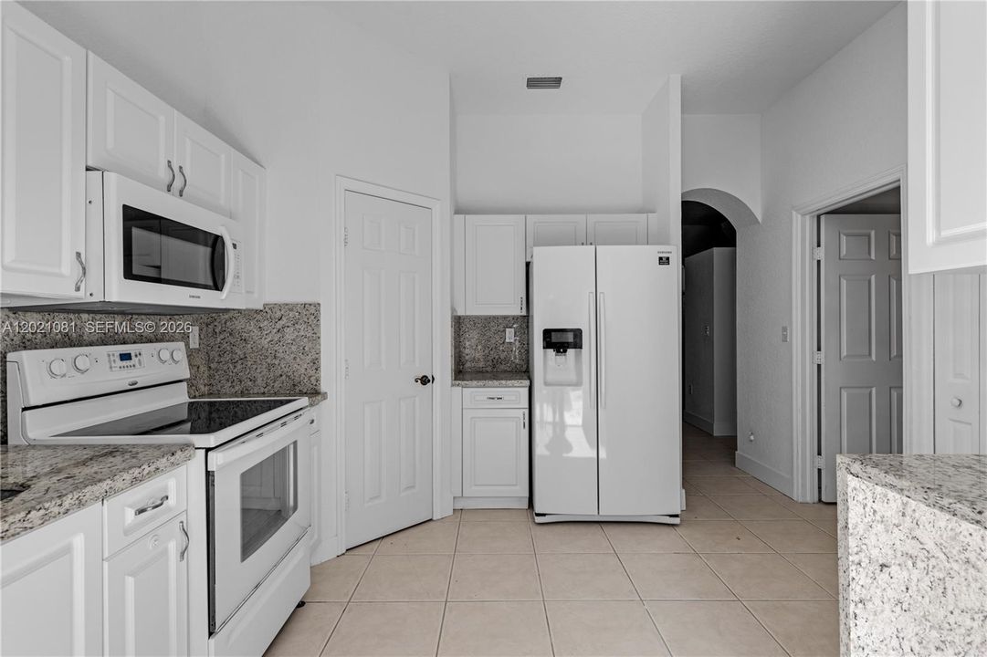 En Venta: $280,000 (2 camas, 2 baños, 1431 Pies cuadrados)