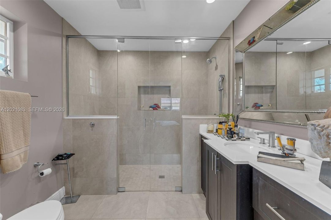 На продажу: $825,000 (4 спален, 4 ванн, 2238 Квадратных фут)