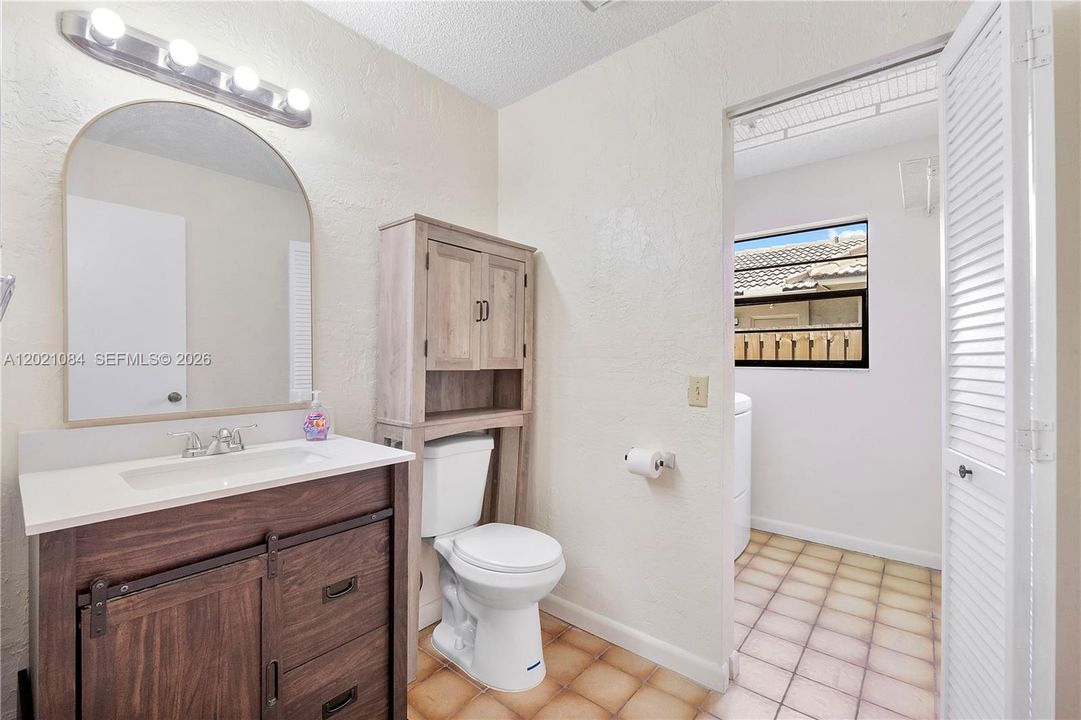 For Sale: $749,500 (5 beds, 2 baths, 2213 Square Feet)