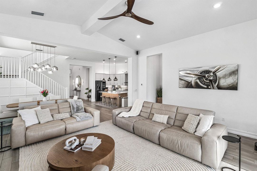 017-8795GrandPrixLane-BoyntonBeach-FL-33