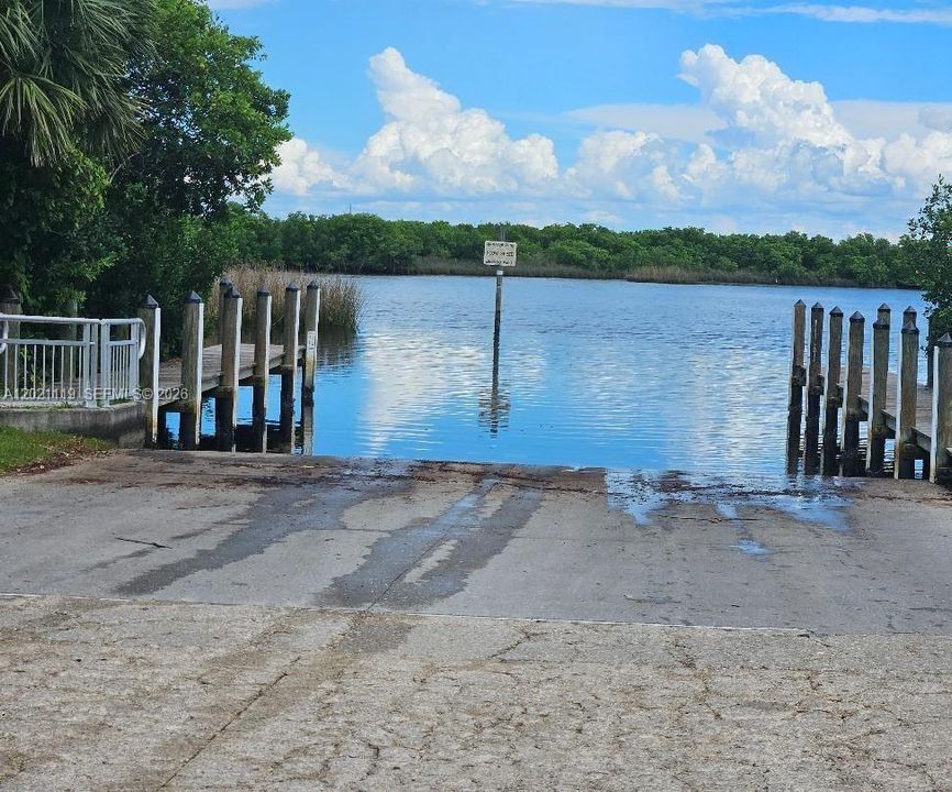 Public Boat Ramp