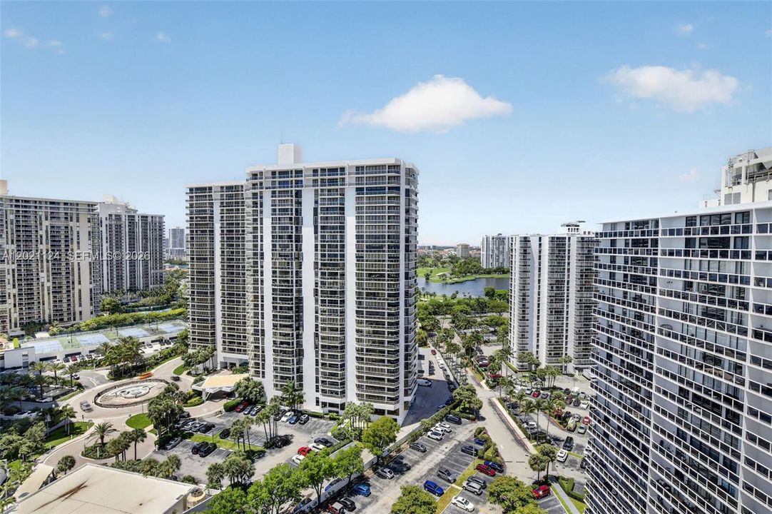 На продажу: $490,000 (2 спален, 2 ванн, 1213 Квадратных фут)
