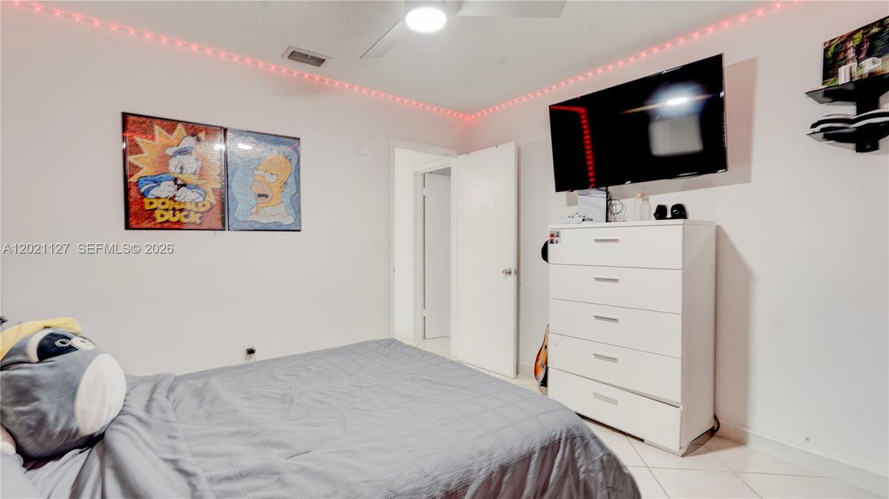 3611- 2nd bedroom