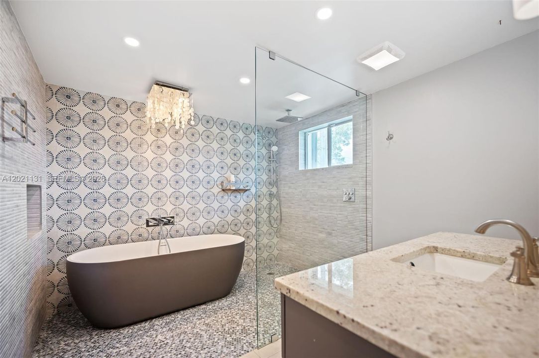 For Sale: $1,085,000 (4 beds, 3 baths, 2456 Square Feet)