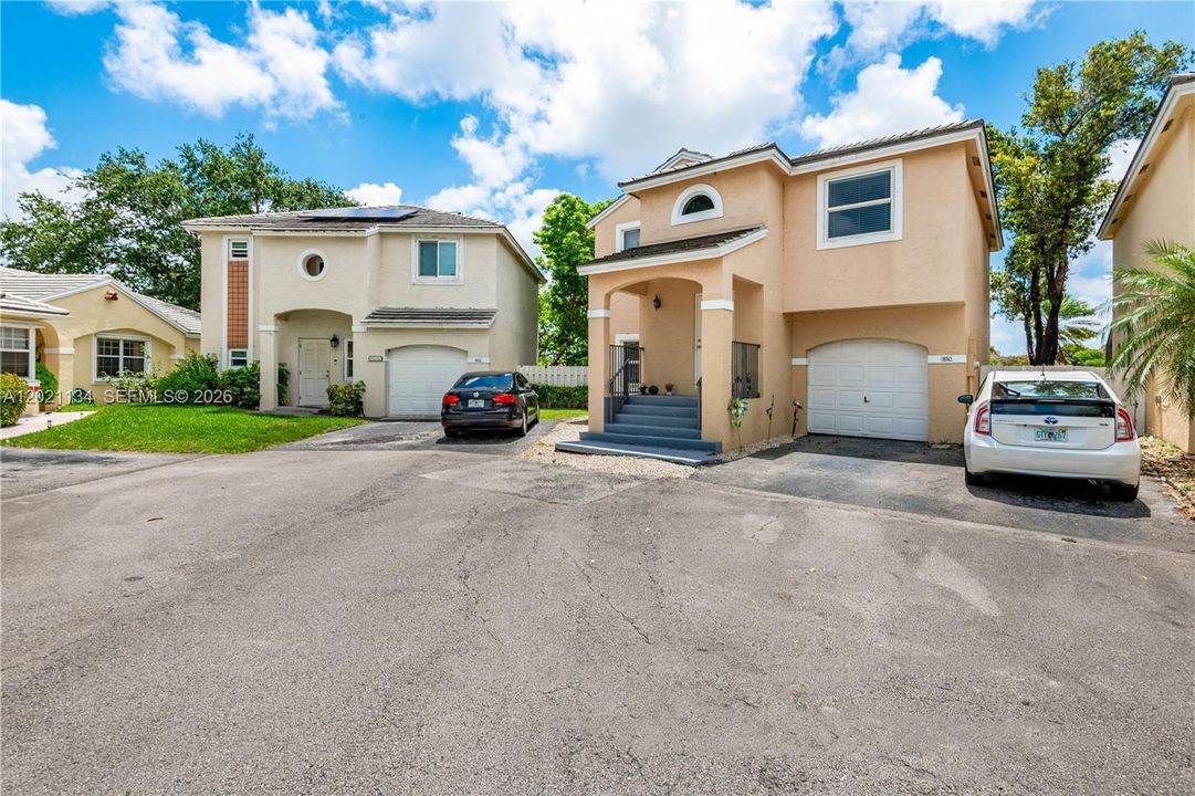 For Sale: $620,000 (4 beds, 3 baths, 1864 Square Feet)