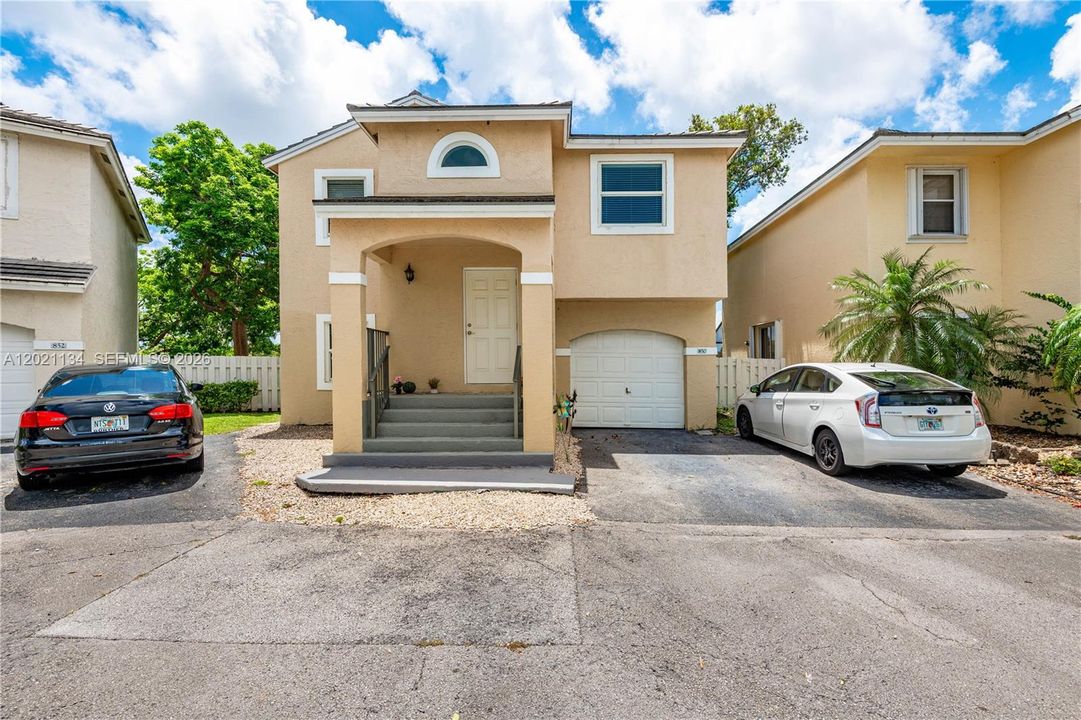 For Sale: $620,000 (4 beds, 3 baths, 1864 Square Feet)