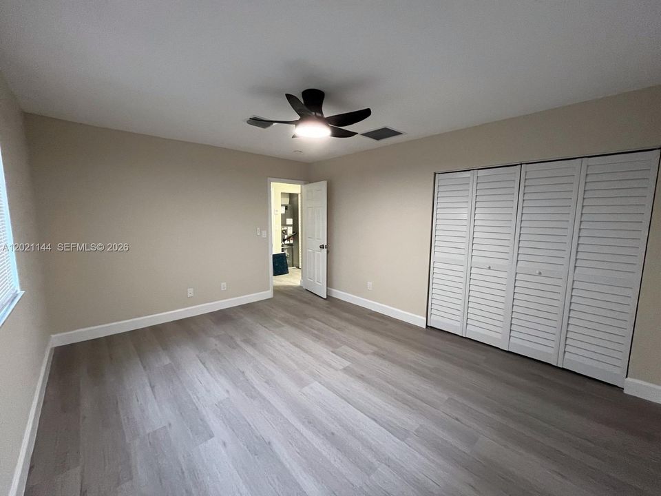 For Rent: $2,250 (2 beds, 1 baths, 1091 Square Feet)
