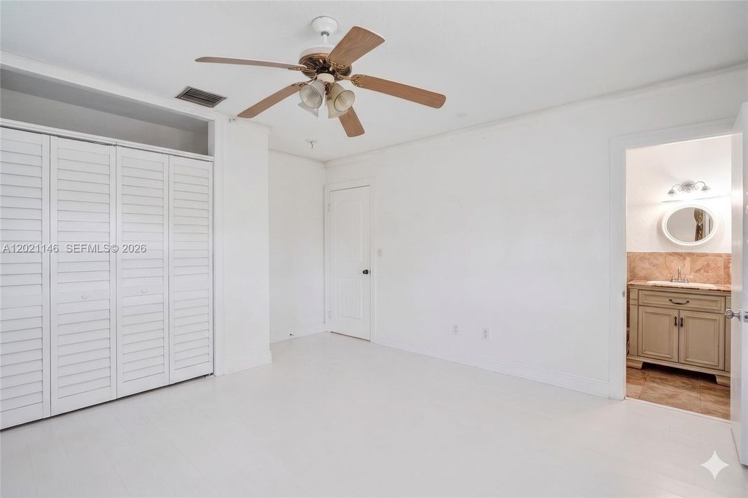 For Sale: $485,000 (4 beds, 2 baths, 1850 Square Feet)