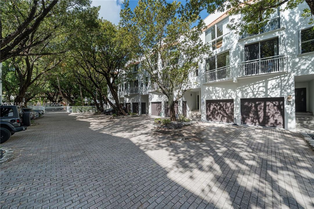 : $1,449,000 (3 beds, 2 baths, 1300 Square Feet)