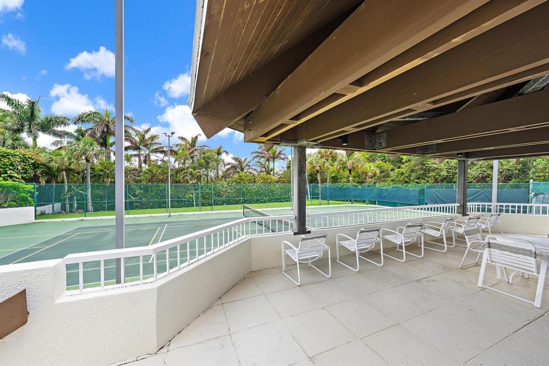 5280 N Ocean Dr 8b
