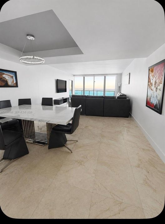 For Rent: $17,500 (3 beds, 3 baths, 2130 Square Feet)