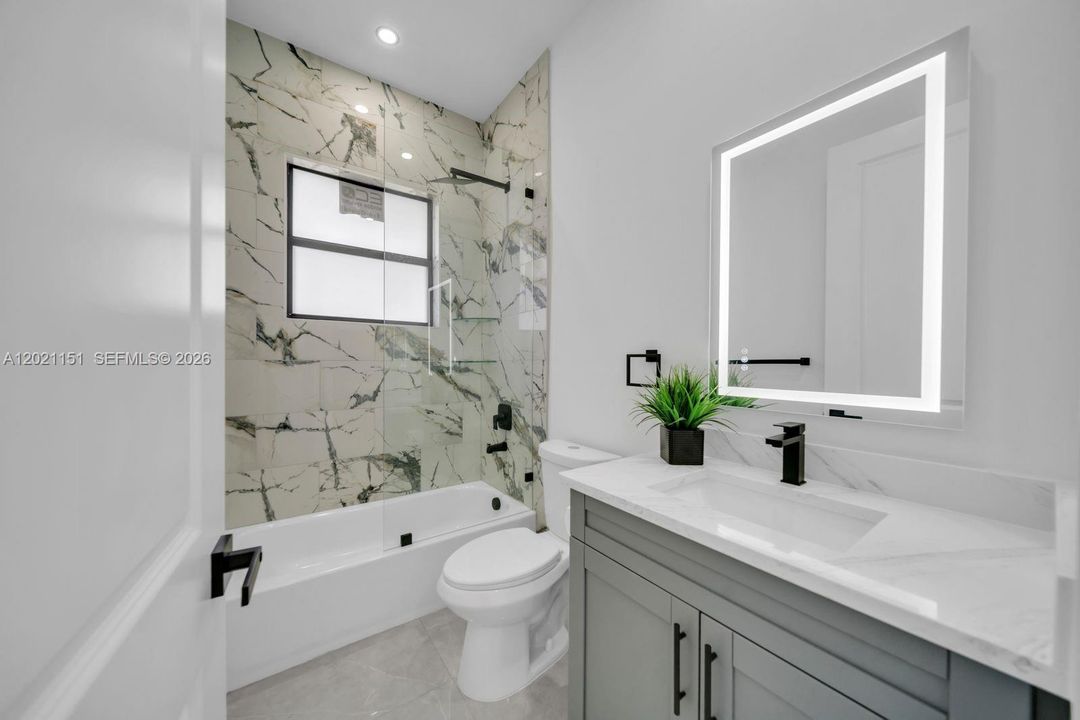 For Sale: $369,000 (3 beds, 2 baths, 1780 Square Feet)