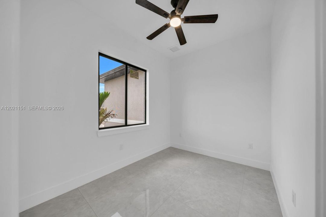 For Sale: $369,000 (3 beds, 2 baths, 1780 Square Feet)
