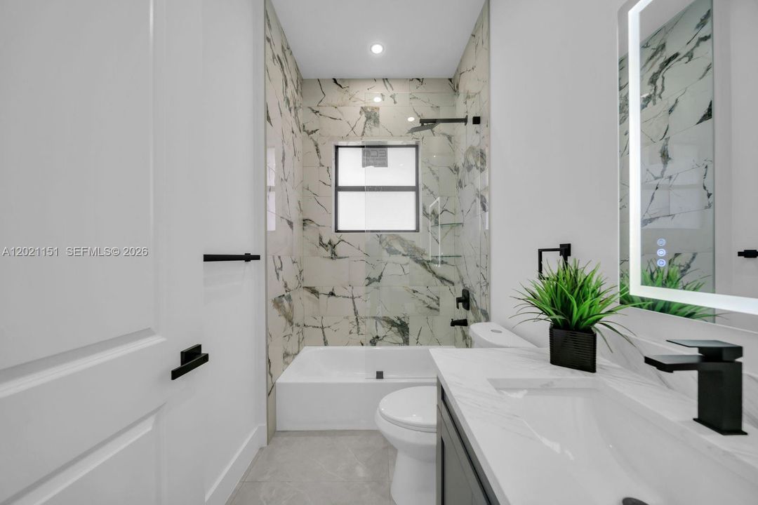 For Sale: $369,000 (3 beds, 2 baths, 1780 Square Feet)