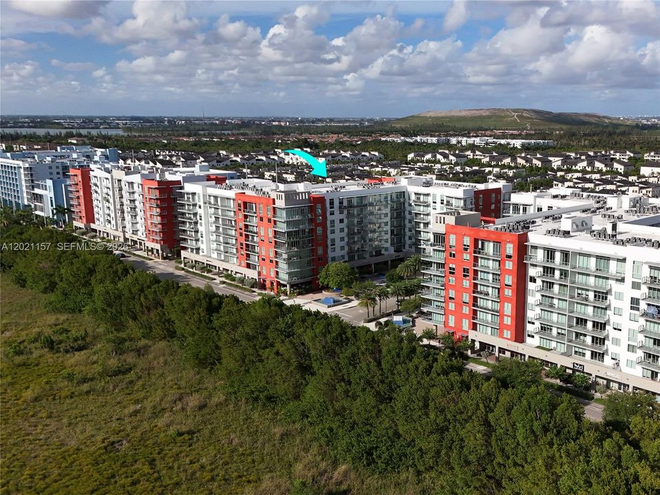 На продажу: $355,000 (1 спален, 2 ванн, 989 Квадратных фут)