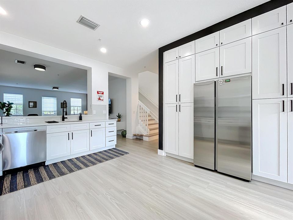 425 Greenwich Circle #205-26