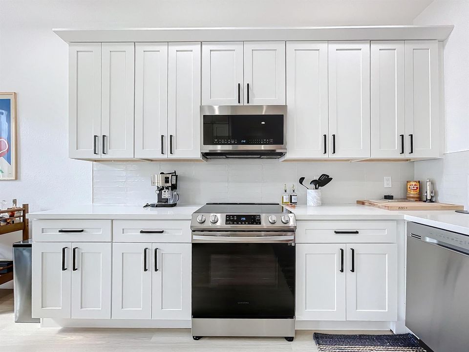 425 Greenwich Circle #205-24