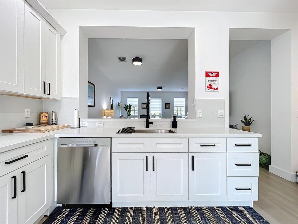 425 Greenwich Circle #205-25