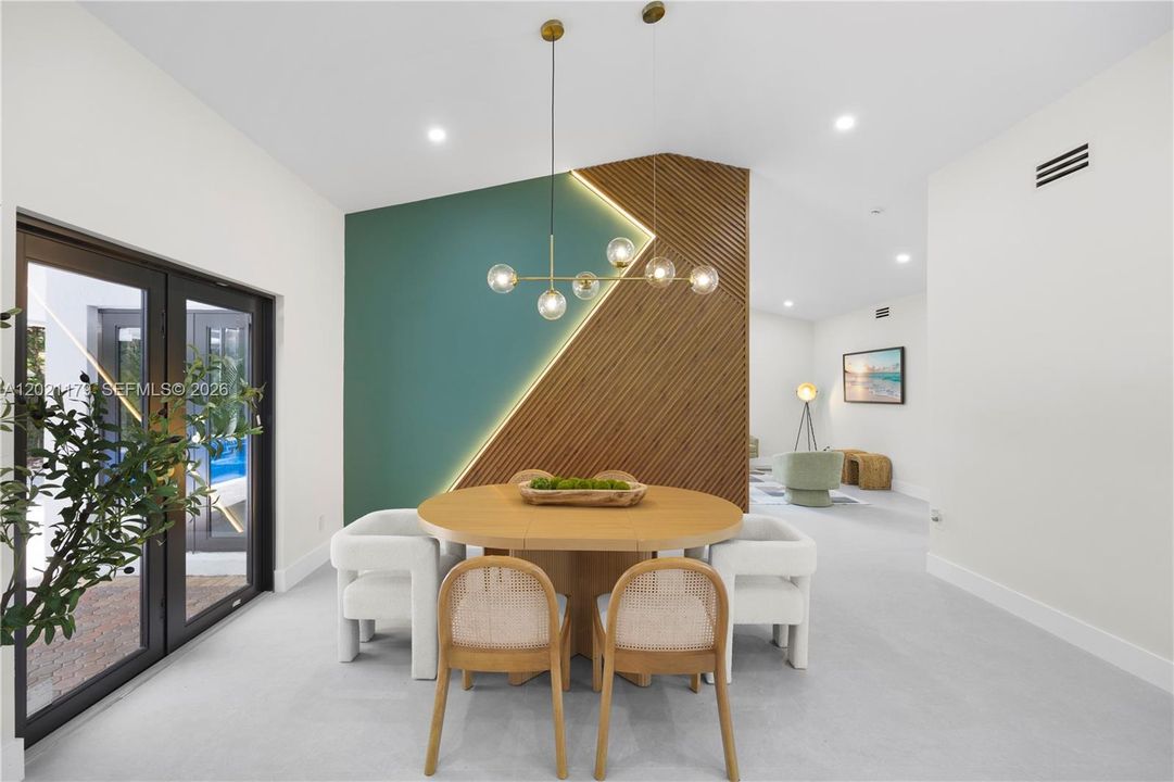 For Sale: $1,100,000 (4 beds, 2 baths, 2146 Square Feet)