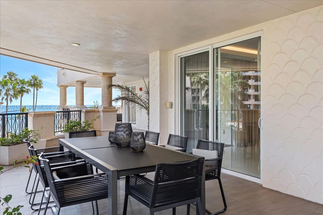 For Sale: $11,950,000 (4 beds, 4 baths, 4086 Square Feet)