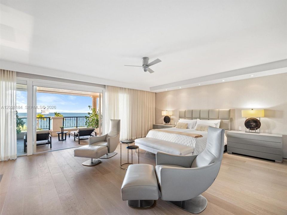 For Sale: $11,950,000 (4 beds, 4 baths, 4086 Square Feet)