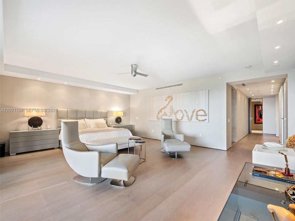 For Sale: $11,950,000 (4 beds, 4 baths, 4086 Square Feet)