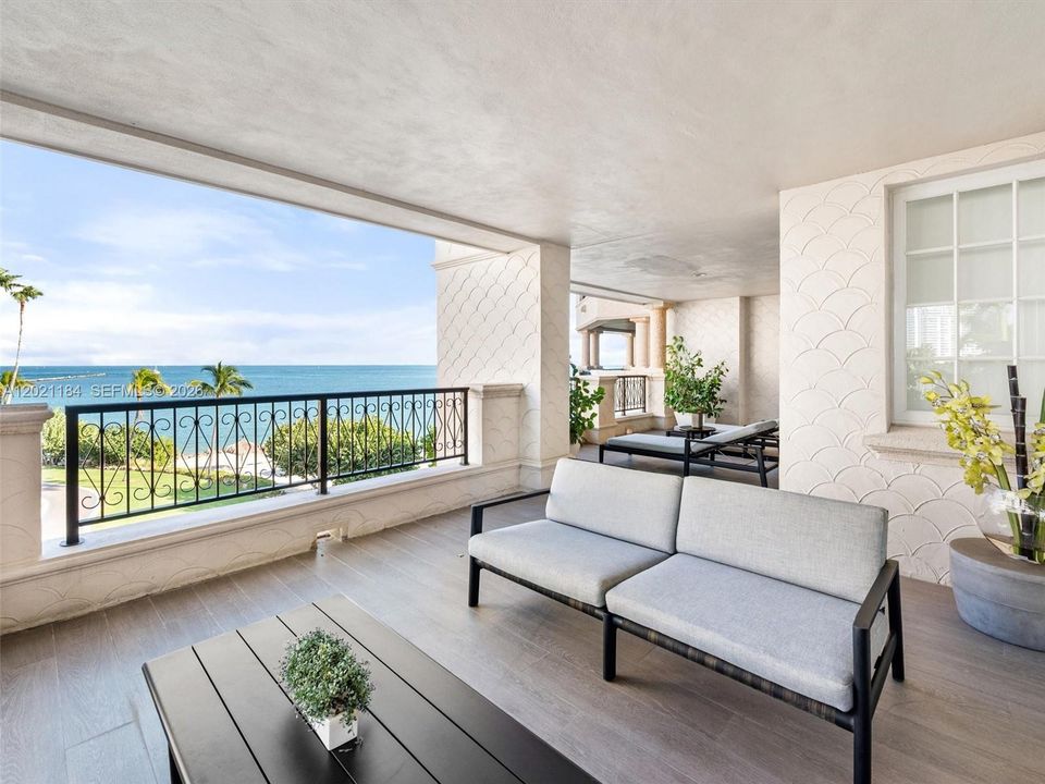 For Sale: $11,950,000 (4 beds, 4 baths, 4086 Square Feet)