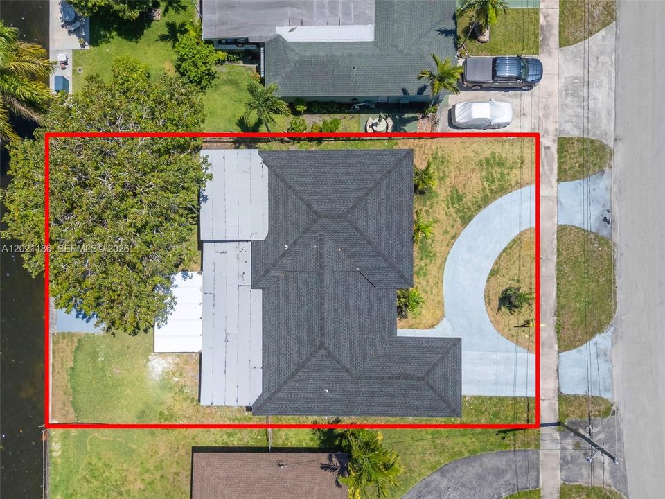 En Venta: $749,999 (5 camas, 3 baños, 1824 Pies cuadrados)