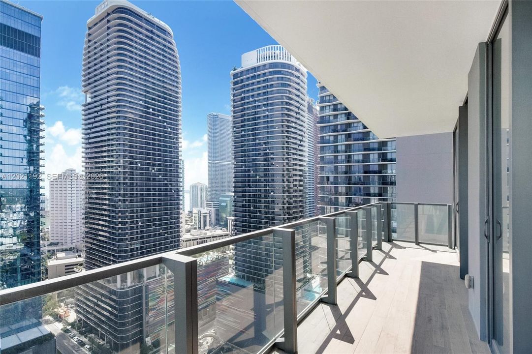 Active With Contract: $6,250 (2 beds, 2 baths, 1200 Square Feet)