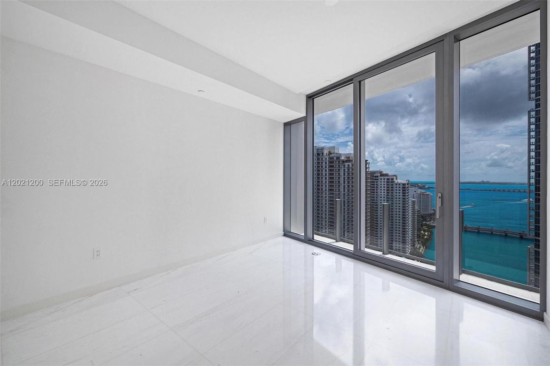 В аренду: $12,500 (2 спален, 2 ванн, 1203 Квадратных фут)