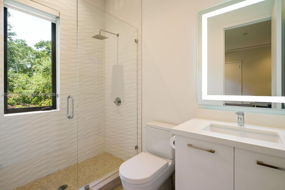 Guest ensuite