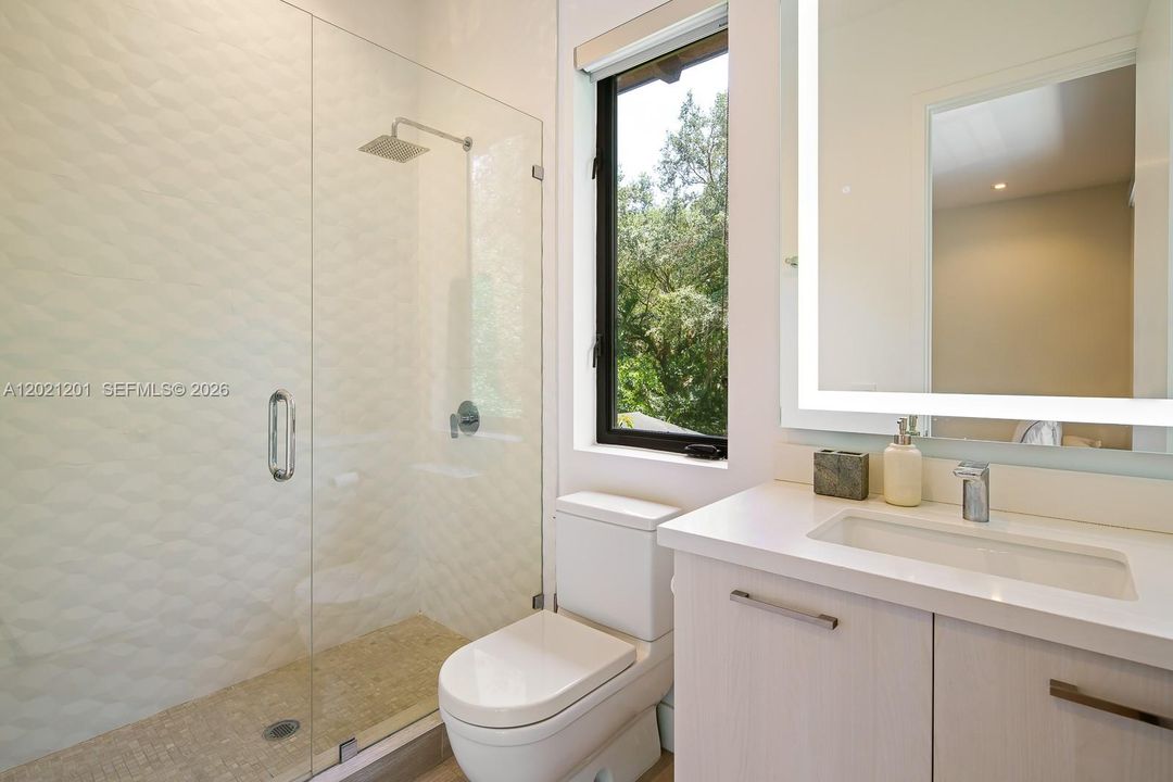 Guest ensuite