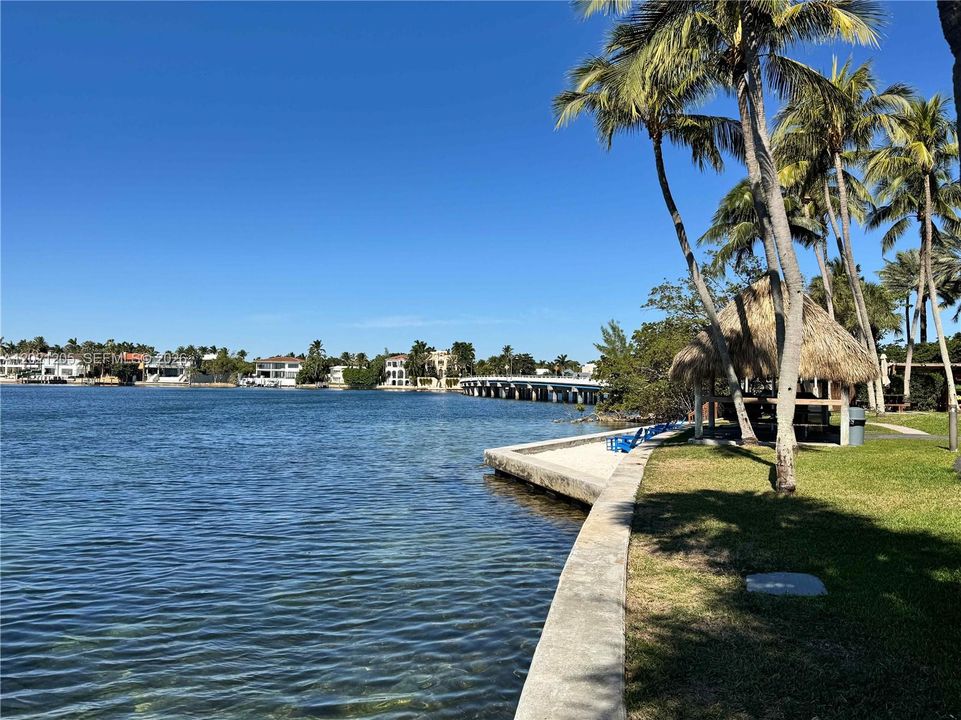 Active With Contract: $7,200 (2 beds, 2 baths, 1642 Square Feet)