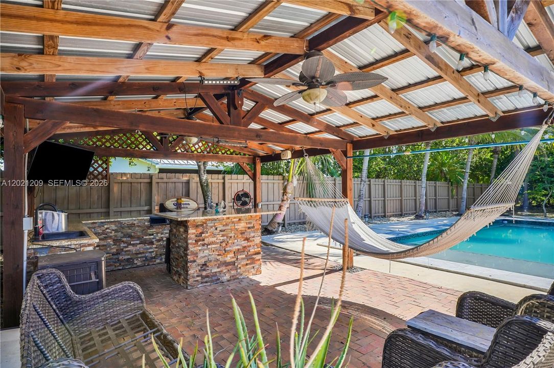 For Sale: $835,000 (4 beds, 2 baths, 2014 Square Feet)