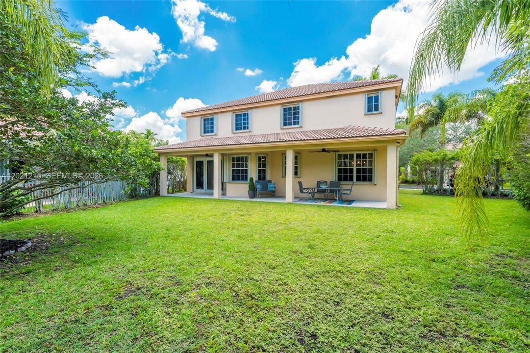 Active With Contract: $1,175,000 (5 beds, 4 baths, 3339 Square Feet)