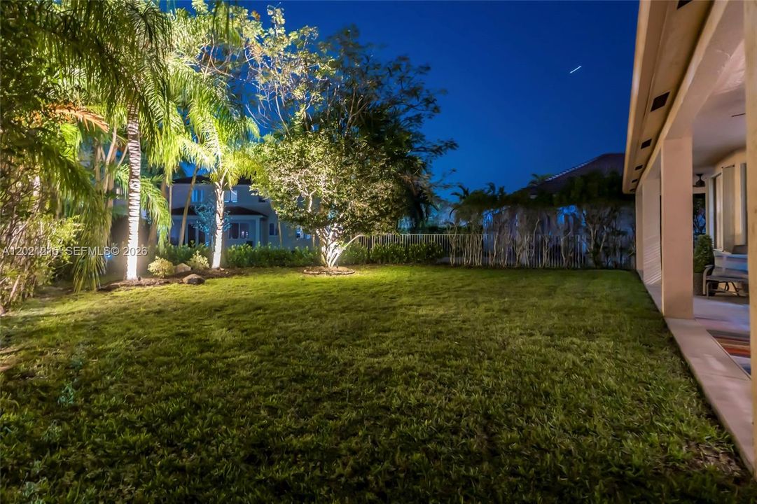 Active With Contract: $1,175,000 (5 beds, 4 baths, 3339 Square Feet)