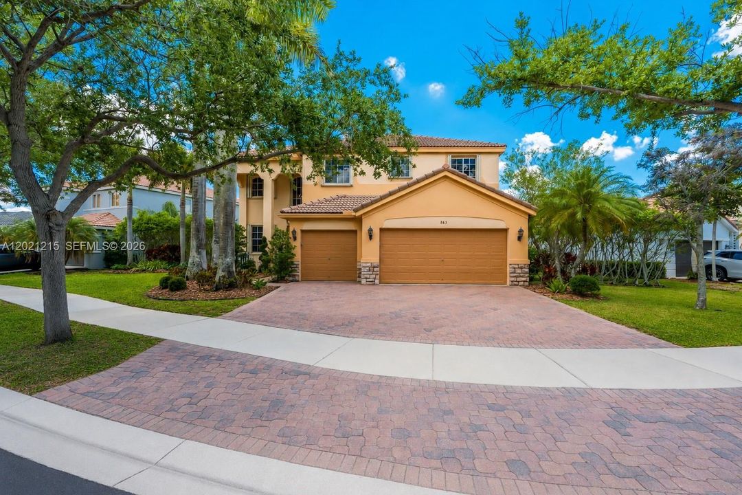 Active With Contract: $1,175,000 (5 beds, 4 baths, 3339 Square Feet)