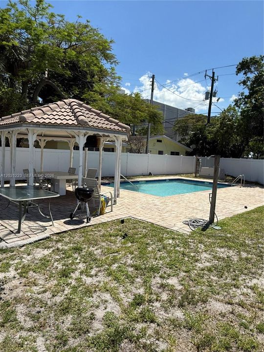 En Renta: $3,600 (3 camas, 2 baños, 1364 Pies cuadrados)