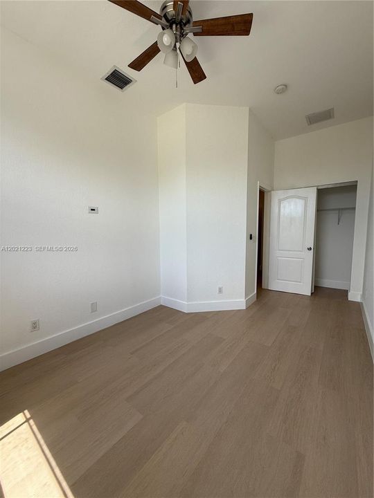 En Renta: $3,600 (3 camas, 2 baños, 1364 Pies cuadrados)